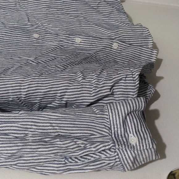 Button Up striped shirt - Picture 4 of 4